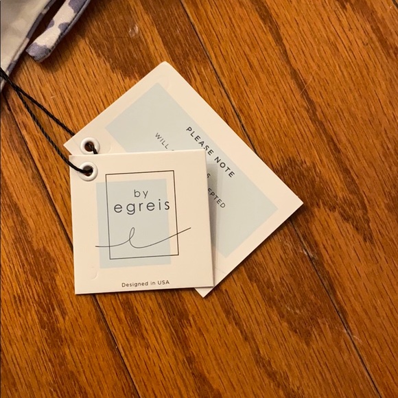 Bikini - Picture 2 of 3